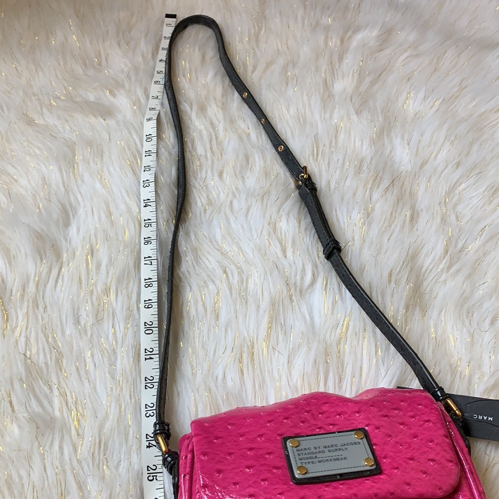 Marc Jacobs Pop Pink Ostrich pattern Crossbody bag - Picture 16 of 17